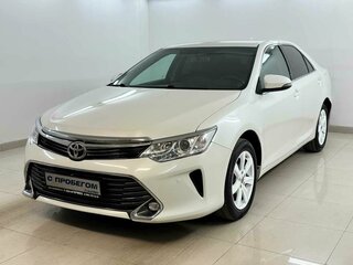 2017 Toyota Camry VII (XV50) Рестайлинг, белый, 2145000 рублей, вид 1