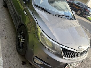 2015 Kia Rio III Рестайлинг, серый, 800000 рублей, вид 1