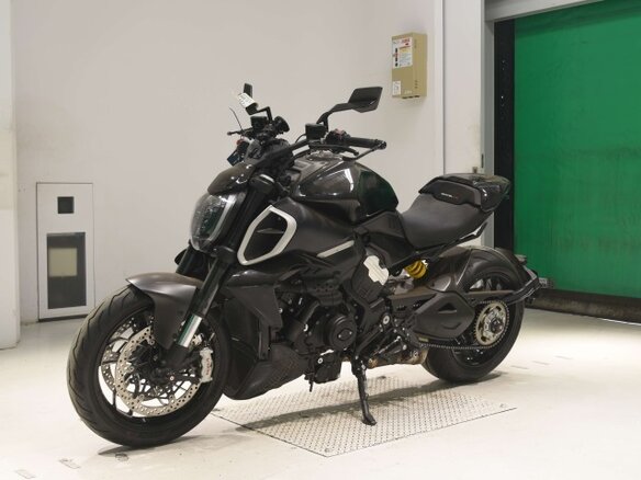 2025 Ducati Diavel V4, чёрный, 1950000 рублей - вид 3