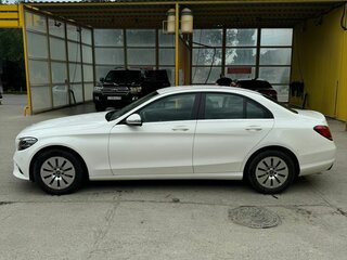 2020 Mercedes-Benz C-Класс 180 IV (W205) Рестайлинг, белый, 2650000 рублей, вид 2