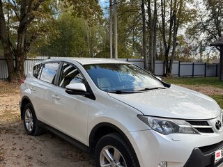 2013 Toyota RAV4 IV (XA40), белый, 2050000 рублей, вид 1