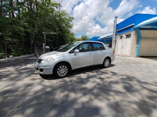 2007 Nissan Tiida I, серебристый, 470000 рублей, вид 4