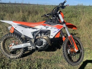 2023 KTM 450 SX F, оранжевый, 897000 рублей, вид 3