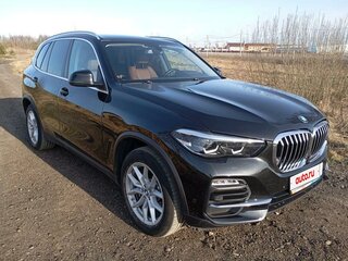 2021 BMW X5 25d IV (G05/G18), чёрный, 5350000 рублей, вид 2