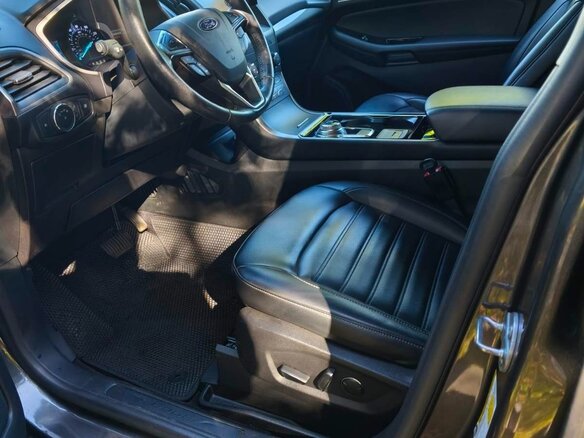 2019 Ford Edge II Рестайлинг, серый, 2000000 рублей - вид 7
