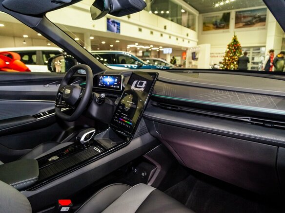 2026 Geely Cityray, серый, 3354990 рублей - вид 7