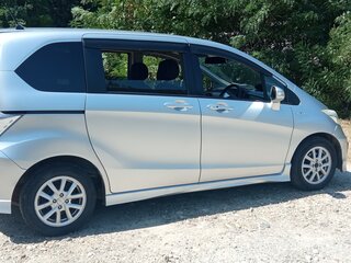 2012 Honda Freed I Рестайлинг, серый, 1250000 рублей, вид 3
