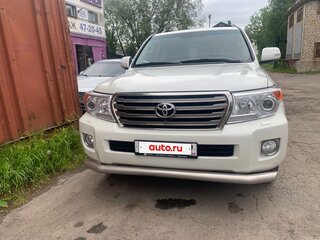 2014 Toyota Land Cruiser 200 Series Рестайлинг 1, белый, 3550000 рублей, вид 2