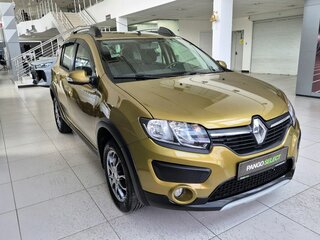 2017 Renault Sandero Stepway II, зелёный, 1049000 рублей, вид 3