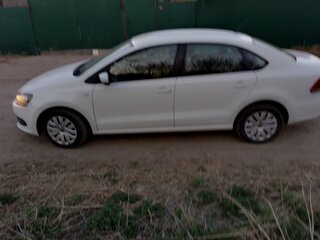 2014 Volkswagen Polo V, белый, 625000 рублей, вид 2