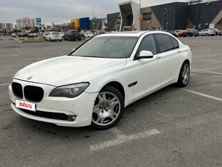 2009 BMW 7 серии Long 750Li V (F01/F02/F04), белый, 1377000 рублей, вид 1