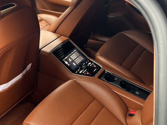 2017 Porsche Panamera Turbo II, чёрный, 6600000 рублей - вид 30
