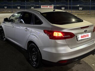 2016 Ford Focus III Рестайлинг, серебристый, 1150000 рублей, вид 4
