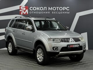 Mitsubishi Pajero Sport II