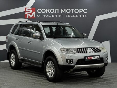 Mitsubishi Pajero Sport II