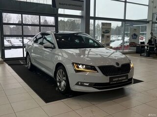 2015 Skoda Superb III, белый, 1867000 рублей, вид 1
