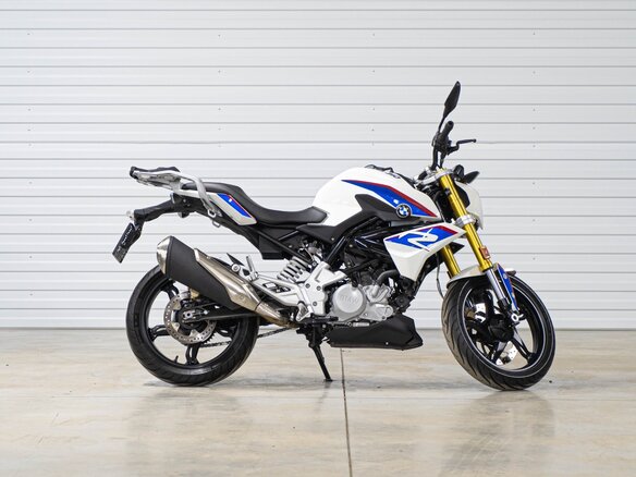 2018 BMW G 310 R, белый - вид 3