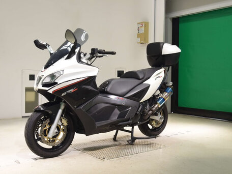 2013 Aprilia SRV 850, белый, 650000 рублей, вид 4
