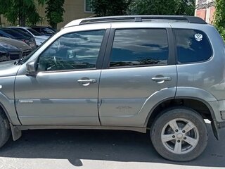 2016 Chevrolet Niva I Рестайлинг, серый, 740000 рублей, вид 5