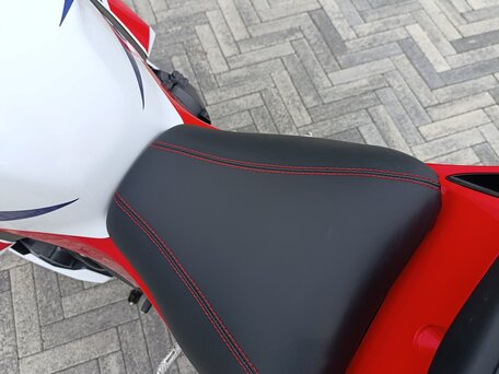 2013 Honda CBR 600RR, красный, 750000 рублей, вид 4