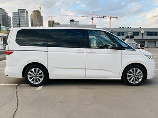 2022 Volkswagen Multivan T7, белый, 7150000 рублей, вид 3