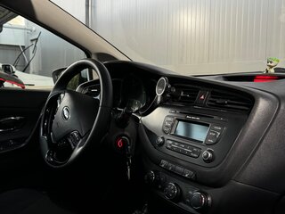 2013 Kia Ceed II, белый, 650000 рублей, вид 5