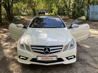 2009 Mercedes-Benz E-Класс 350 IV (W212, S212, C207), белый, 1350000 рублей, вид 2