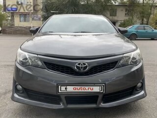 2014 Toyota Camry VII (XV50), серый, 1800000 рублей, вид 1