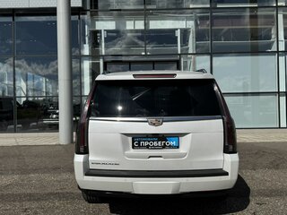 2020 Cadillac Escalade IV, белый, 3815000 рублей, вид 3