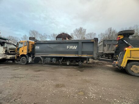 2021 FAW J6 CA3252, жёлтый, 416813 рублей, вид 5