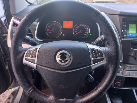 2013 SsangYong Actyon II, серебристый, 1100000 рублей - вид 5