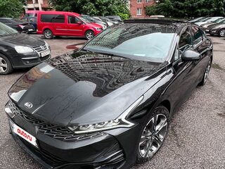 2020 Kia K5 III, чёрный, 2890000 рублей, вид 1