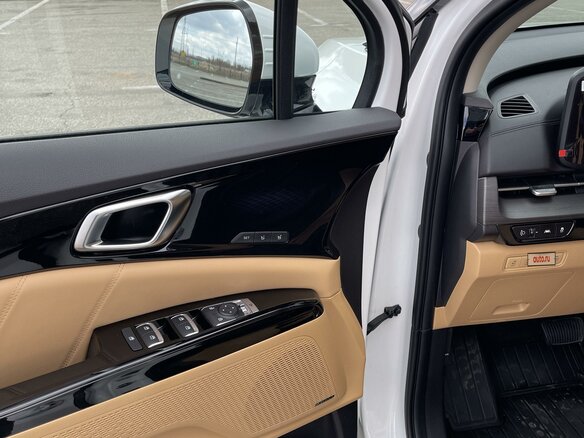 2022 Kia Carnival IV, белый, 4200000 рублей - вид 23