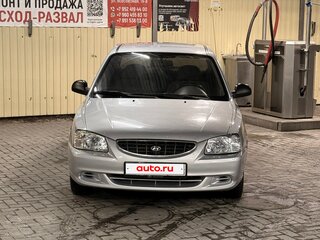 2004 Hyundai Accent ТагАЗ II, серебристый, 320000 рублей, вид 2