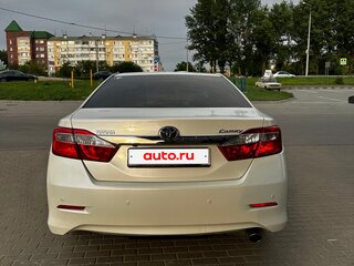 2014 Toyota Camry VII (XV50), белый, 1500000 рублей, вид 3