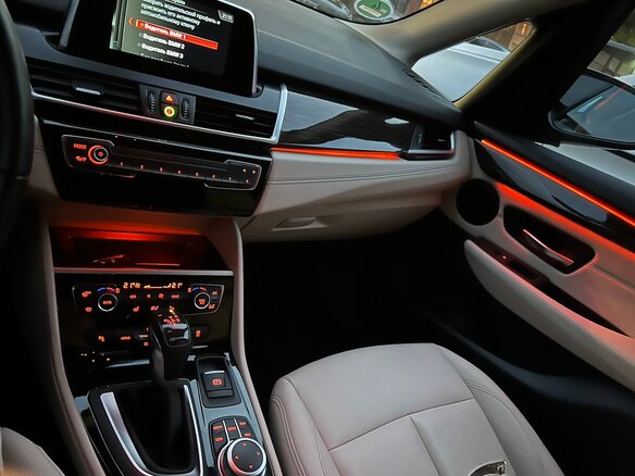 2019 BMW 2 серии Active Tourer 225xe F45 Рестайлинг, чёрный, 2900000 рублей - вид 23