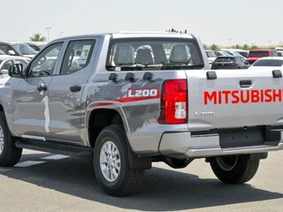 2026 Mitsubishi L200 VI, серебристый, 4127000 рублей, вид 3