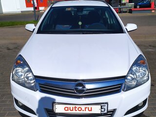 2009 Opel Astra H Рестайлинг, белый, 590999 рублей, вид 3
