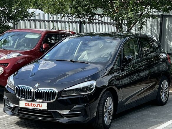2019 BMW 2 серии Active Tourer 225xe F45 Рестайлинг, чёрный, 2900000 рублей
