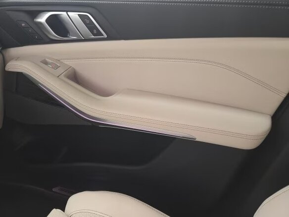 2026 BMW X7 40i I (G07) Рестайлинг, синий, 18008400 рублей - вид 8