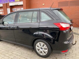 2017 Ford C-MAX Grand II Рестайлинг, чёрный, 1100000 рублей, вид 3
