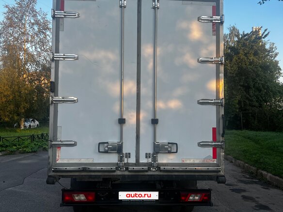 2017 Ford Transit, белый, 2400000 рублей - вид 4
