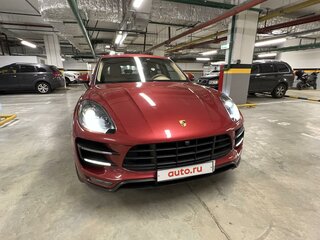 2014 Porsche Macan Turbo I, красный, 3400000 рублей, вид 3