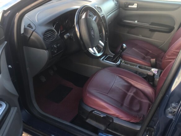 2010 Ford Focus II Рестайлинг, серый, 560000 рублей - вид 6