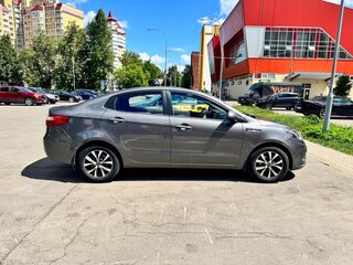 2014 Kia Rio III, серый, 990000 рублей, вид 4