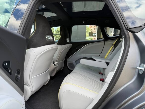 2025 Avatr 11 116 kWh I, серый - вид 37
