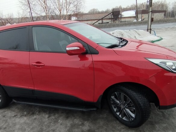 2014 Hyundai ix35 I Рестайлинг, красный, 1320000 рублей - вид 3