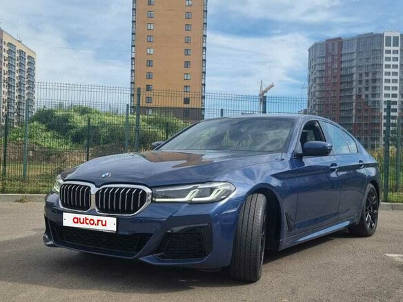 2021 BMW 5 серии 530i xDrive VII (G30/G31/G38) Рестайлинг, синий, 5390000 рублей - вид 2