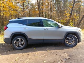 2019 GMC Terrain II, серебристый, 1916523 рублей, вид 4