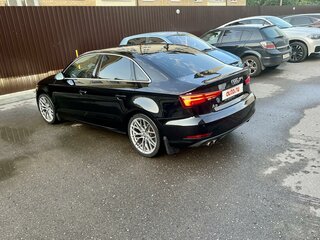 2020 Audi A3 III (8V) Рестайлинг, чёрный, 2200000 рублей, вид 2